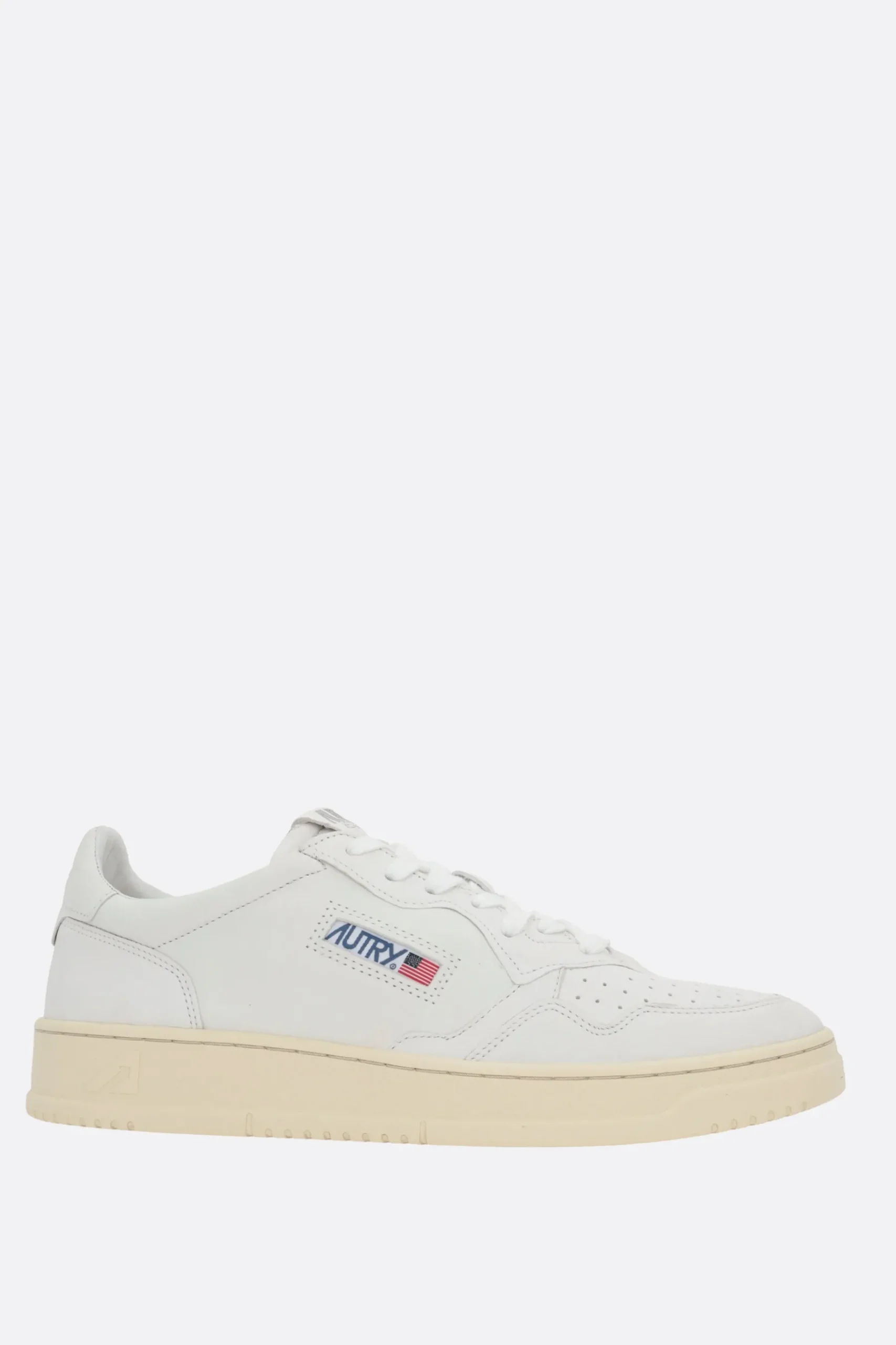 AUTRY Medalist sneakers in smooth leather