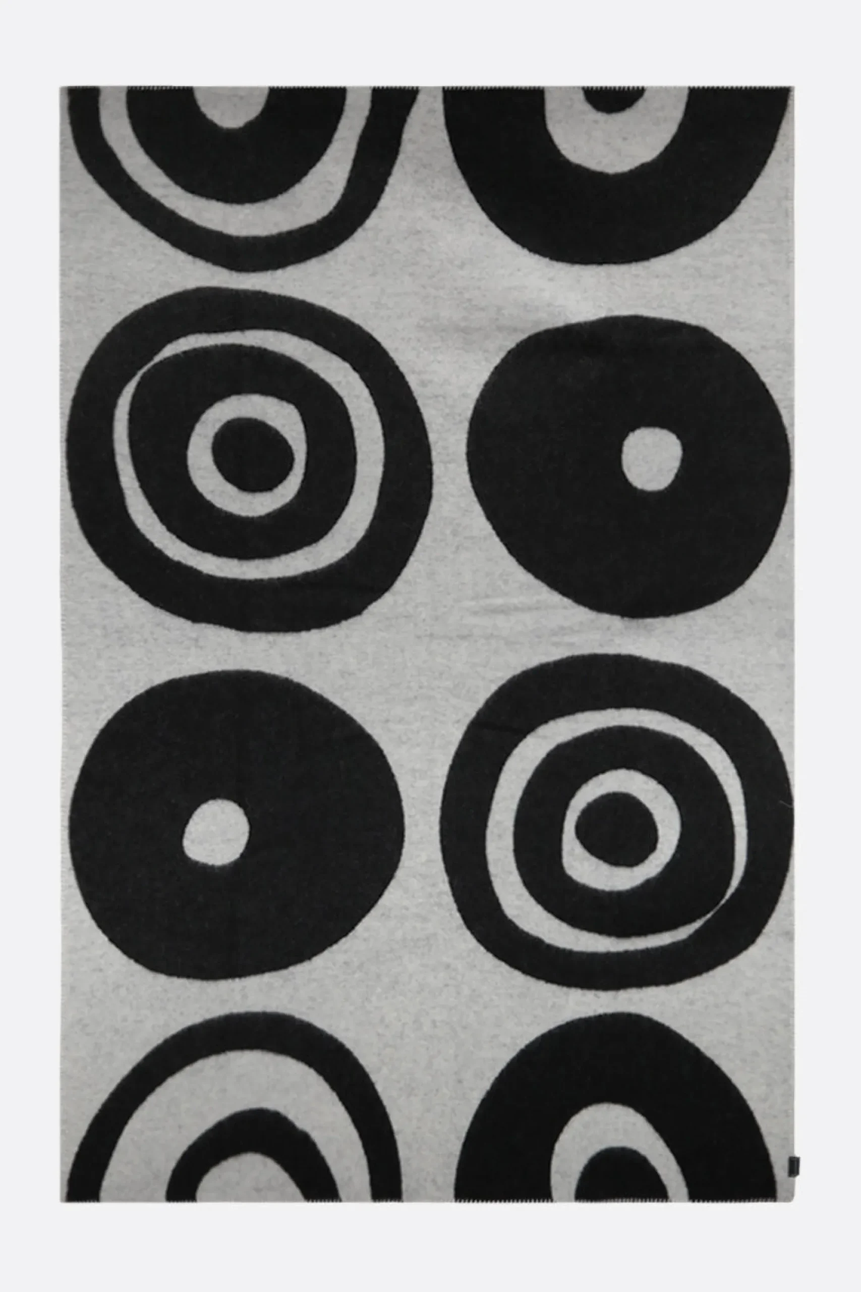 10 CORSO COMO Big Circles wool blanket