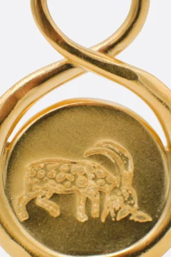 Women LAH PARIS Capricorn pendant