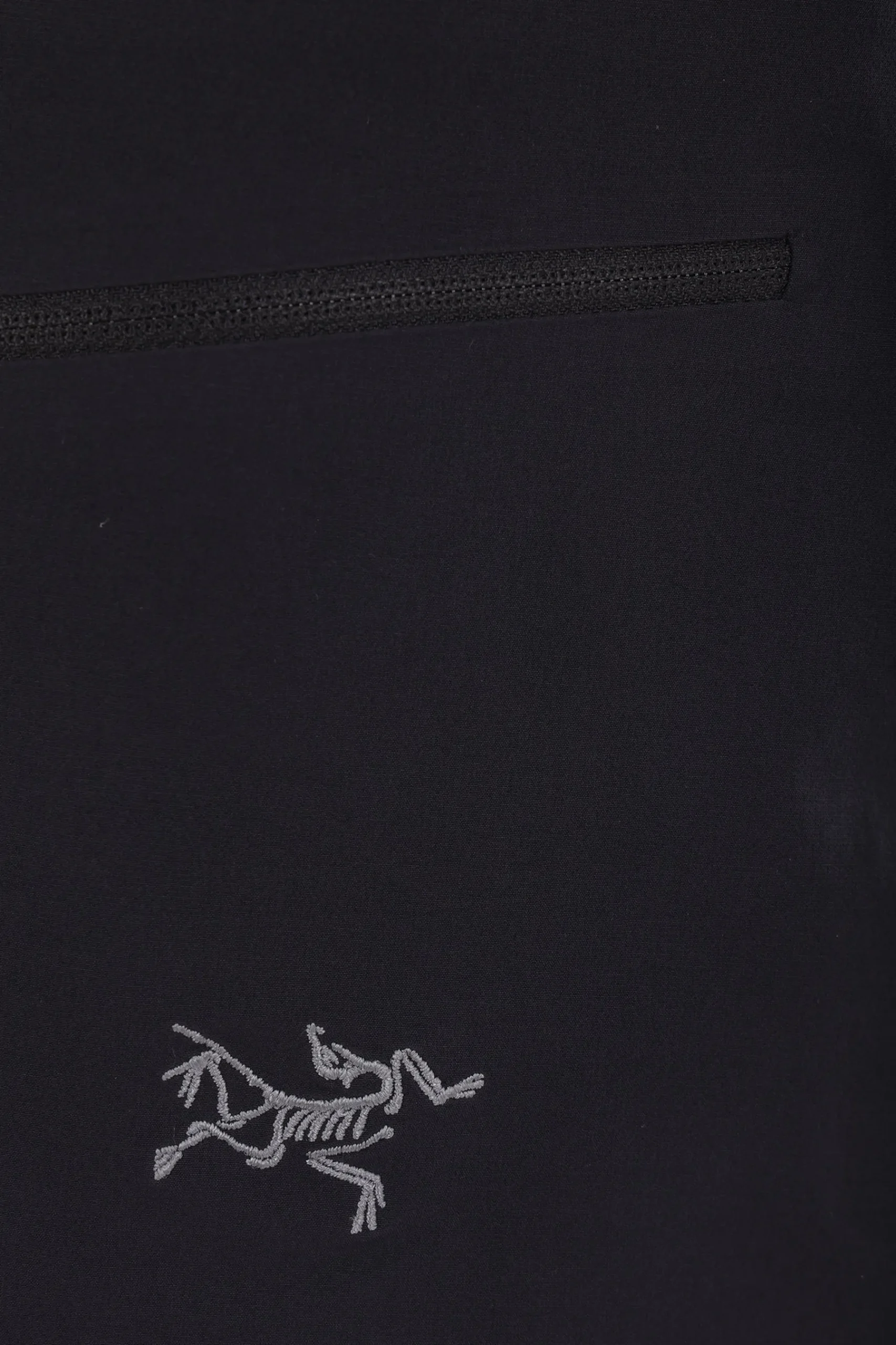 Women ARC'TERY X Gamma 9" shorts in technical fabric