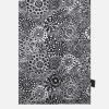 Women 10 CORSO COMO graphic print nylon padded scarf