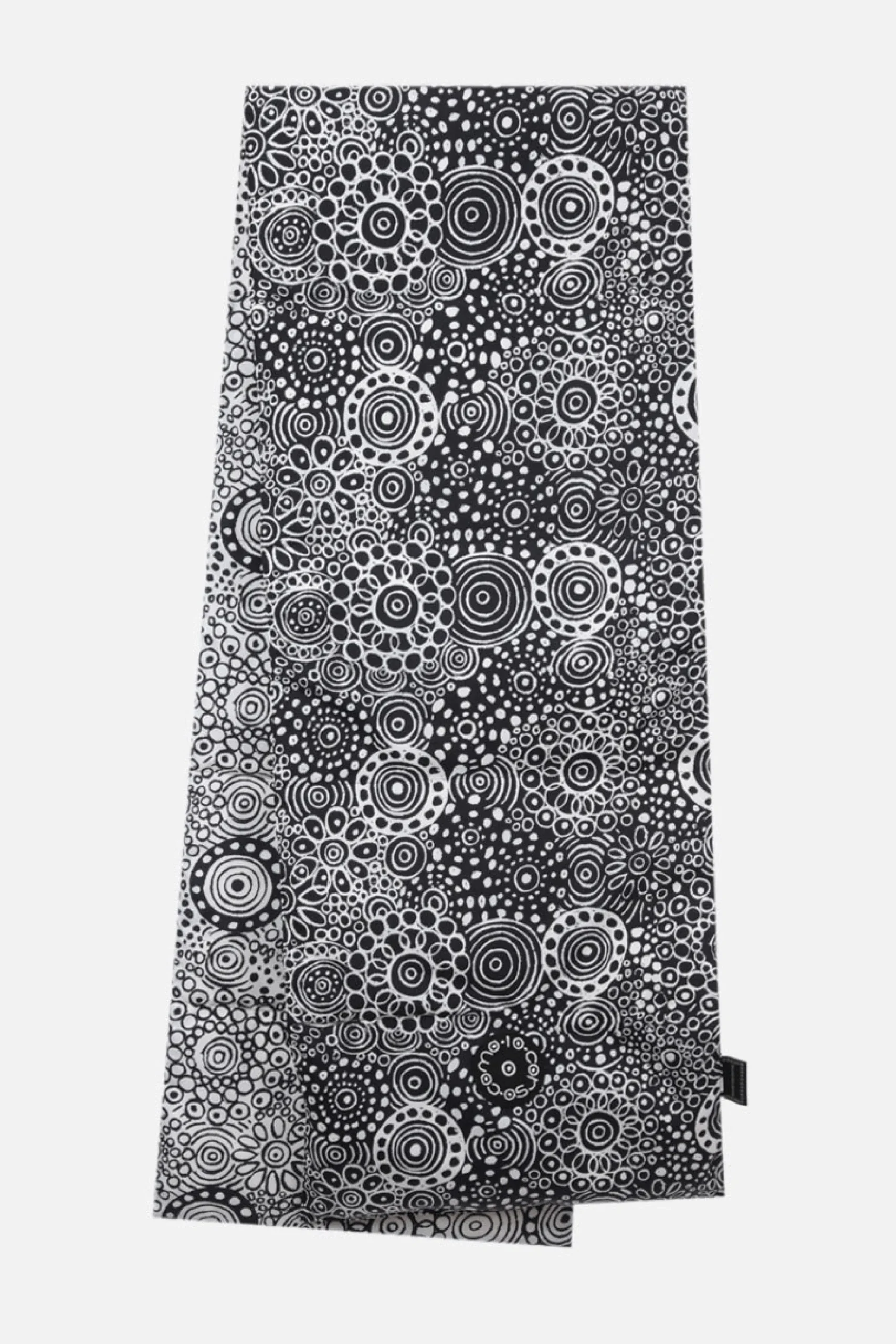 Women 10 CORSO COMO graphic print nylon padded scarf