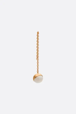 Women SHIHARA Half Pearl Chain 45° single earring