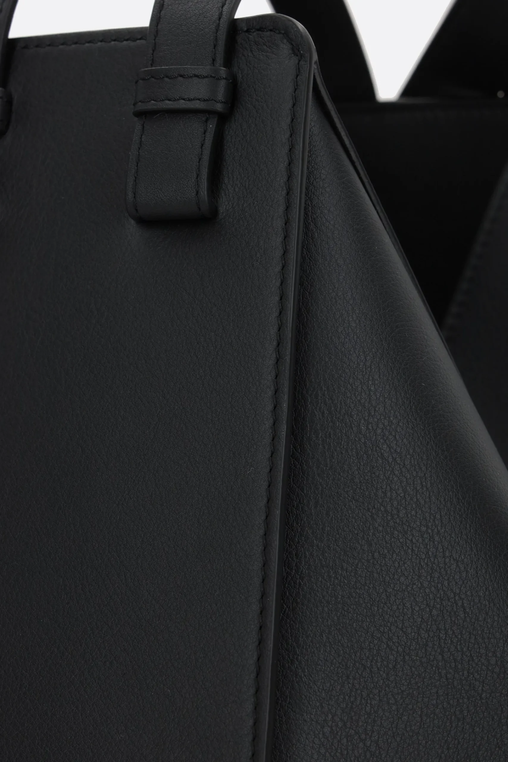 Women LOEWE Hammock small handbag in Classic leather